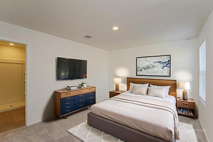 Building Photo - 3081 Fantasy Ter Dr