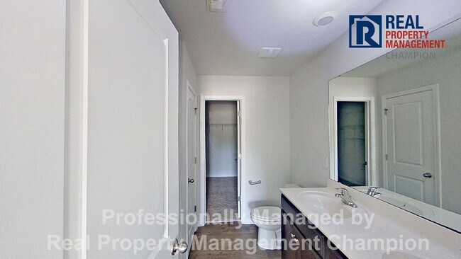 Building Photo - 433 Ginger Dr