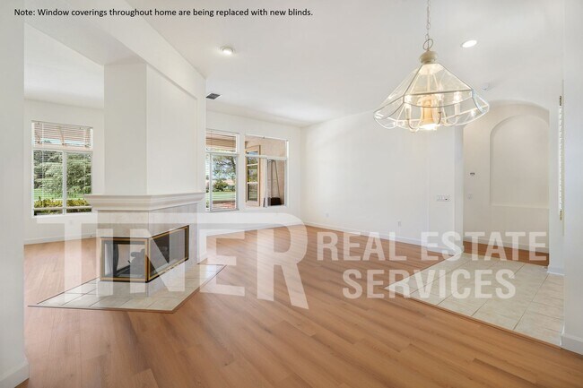 Building Photo - 7401 Acorn Glen Loop