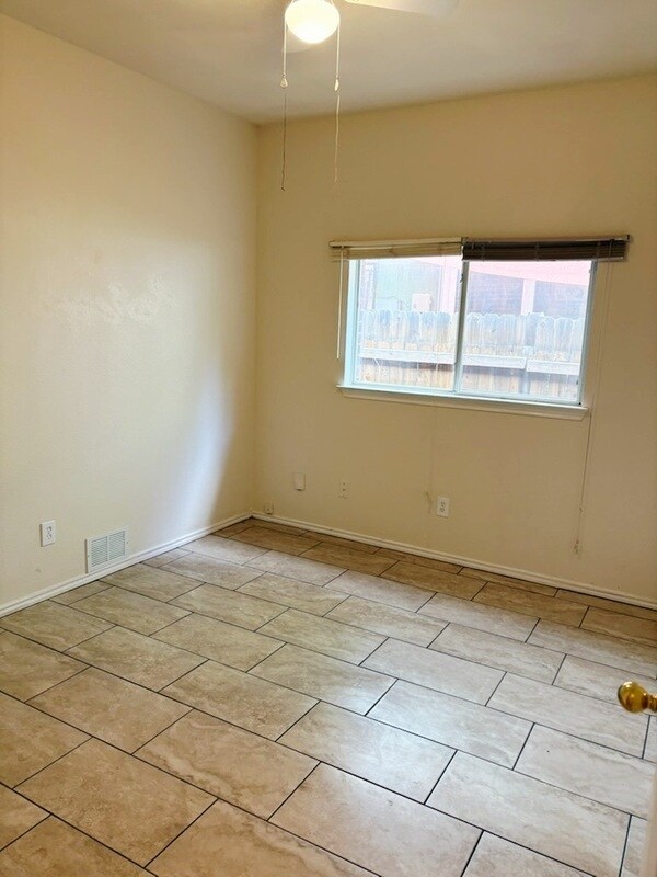 Building Photo - 1311 Hazelbury Ln