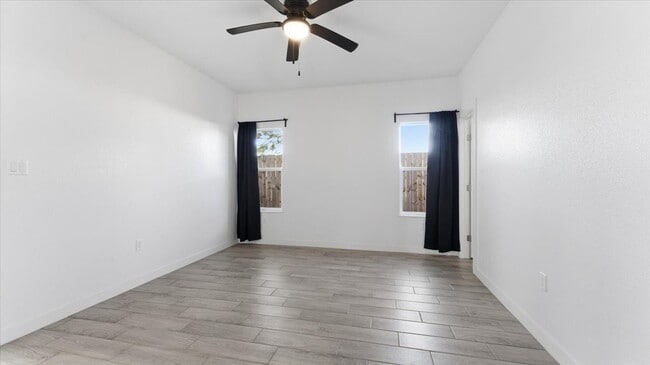 Building Photo - 1428 Rd 5607