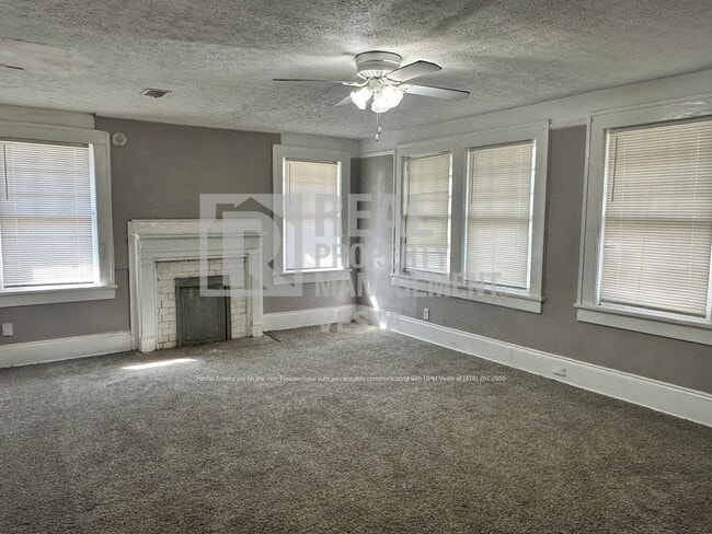 Building Photo - 2697 Napier Ave