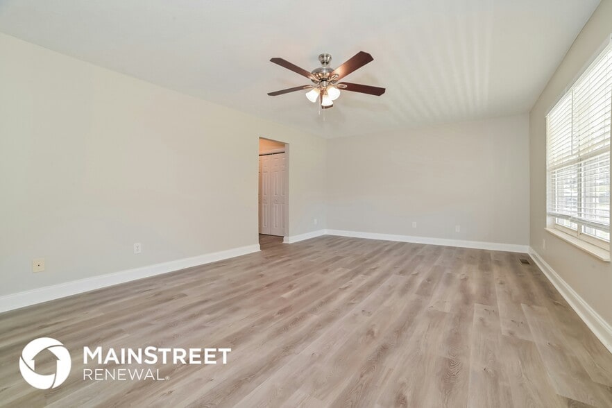 Building Photo - 3821 Hillside Terrace Ln