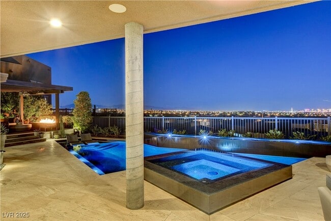 Building Photo - 6300 Clovis Point St