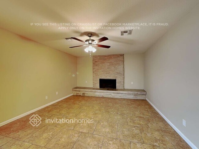Building Photo - 2831 S Don Luis Cir