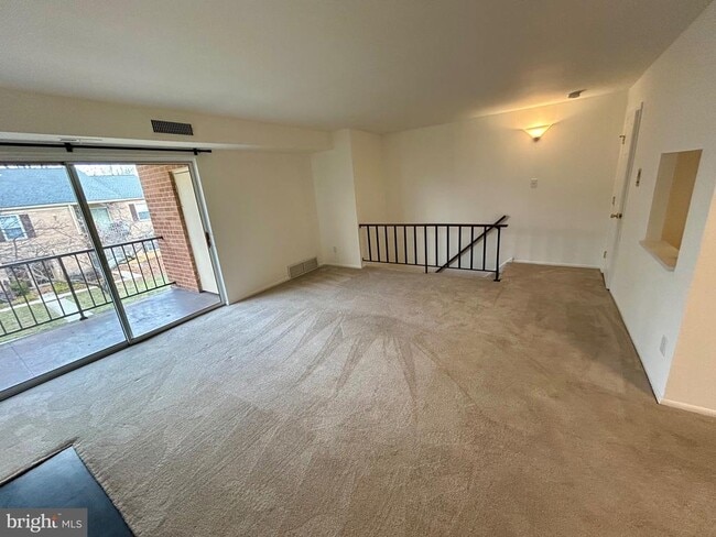 Building Photo - 1027 N Valley Forge Rd