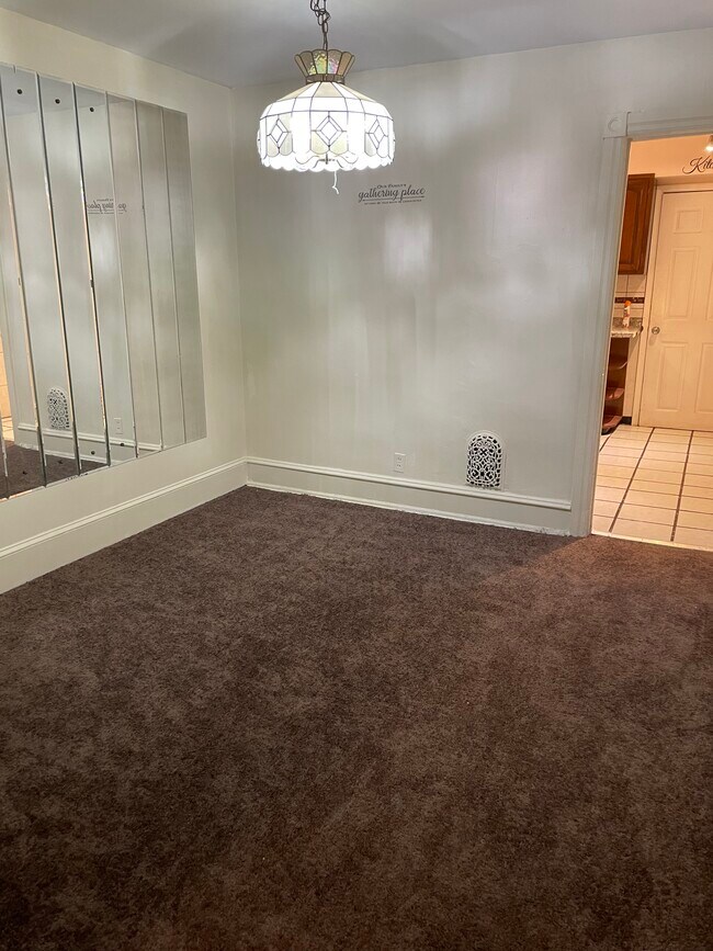 Dining Room - 924 Fulton St