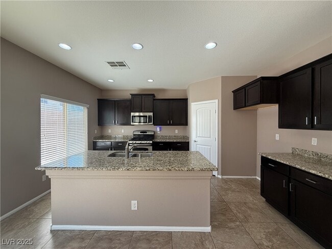 Building Photo - 9341 Forest Meadows Ave
