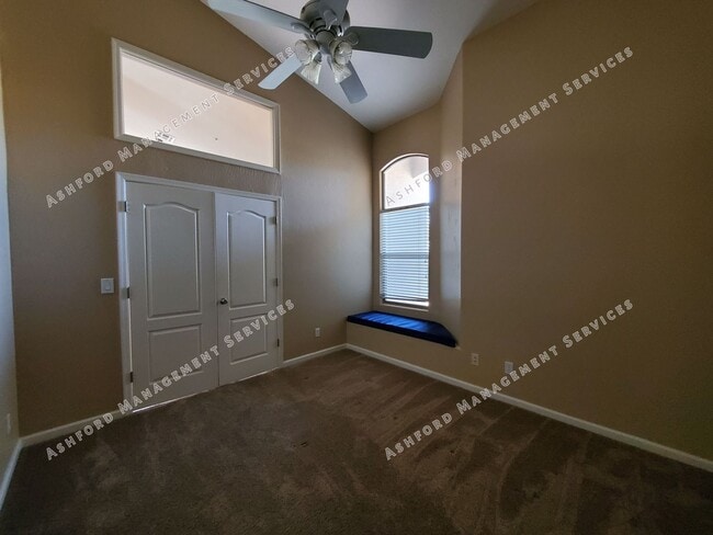 Building Photo - 3 BEDROOM WITH POOL NORTH SCOTTSDALE