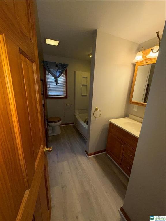 Building Photo - 219 Linden St