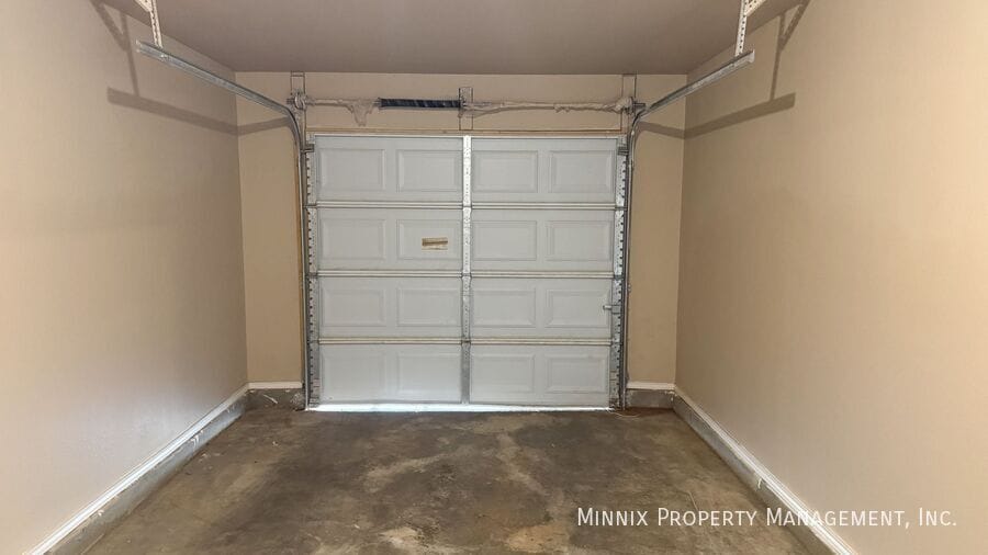 Building Photo - 2519 N Ave O