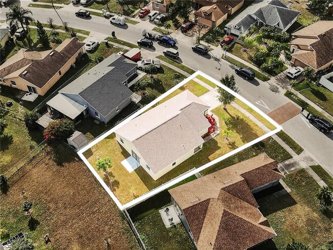 Building Photo - 314 Chicago Woods Cir