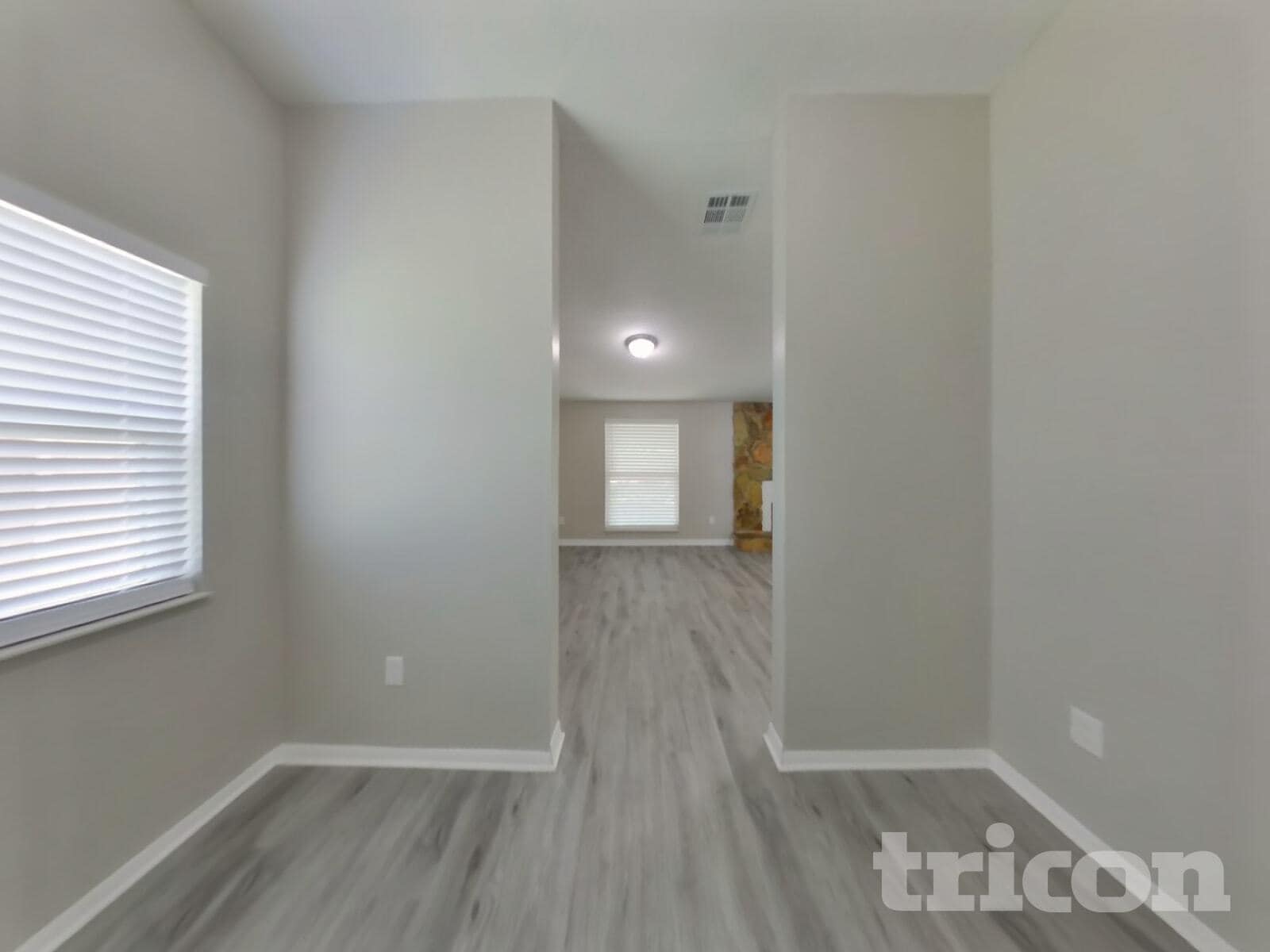 Building Photo - 3183 Bee St E