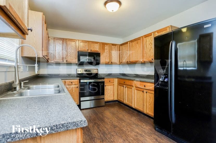 Building Photo - 519 Cottage Crossing