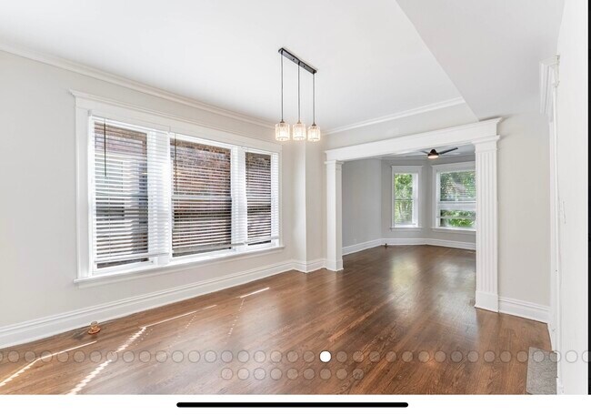 Building Photo - 6241 S Troy St