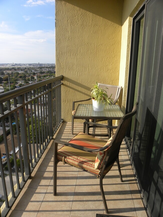 Building Photo - 4242 NW 2nd St