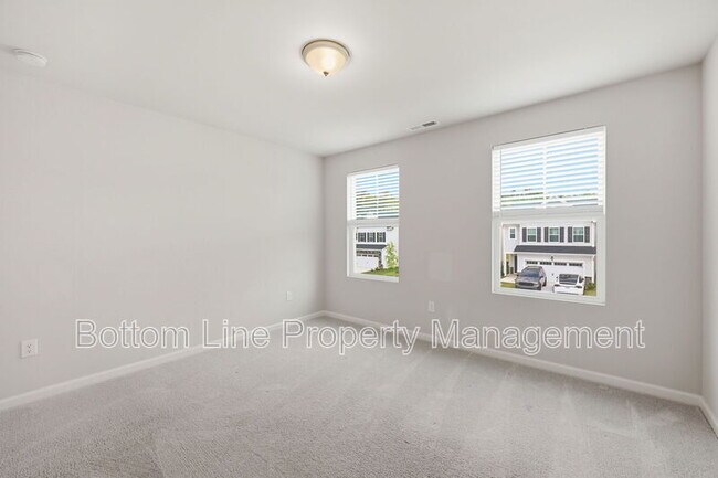 Building Photo - 517 Hanover Shr Ln