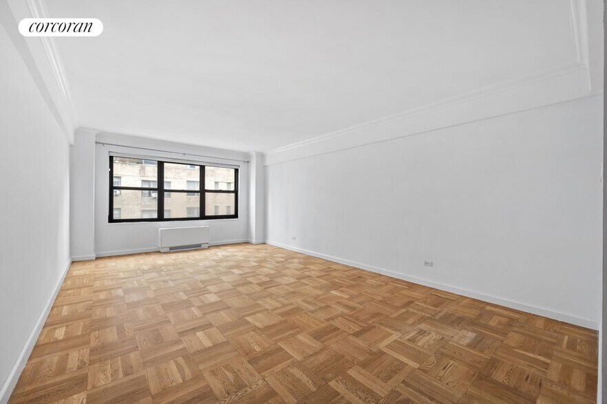 Primary Photo - 9 E 56th St