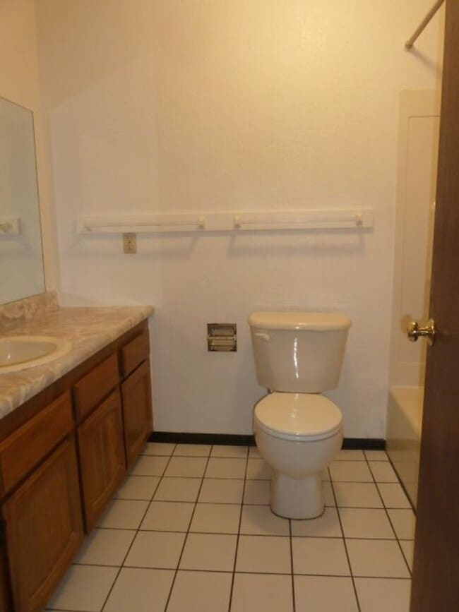 Building Photo - Single Level Home in McKinelyville