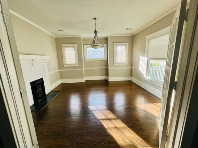 Enormous dining room - 2012 Central Ave