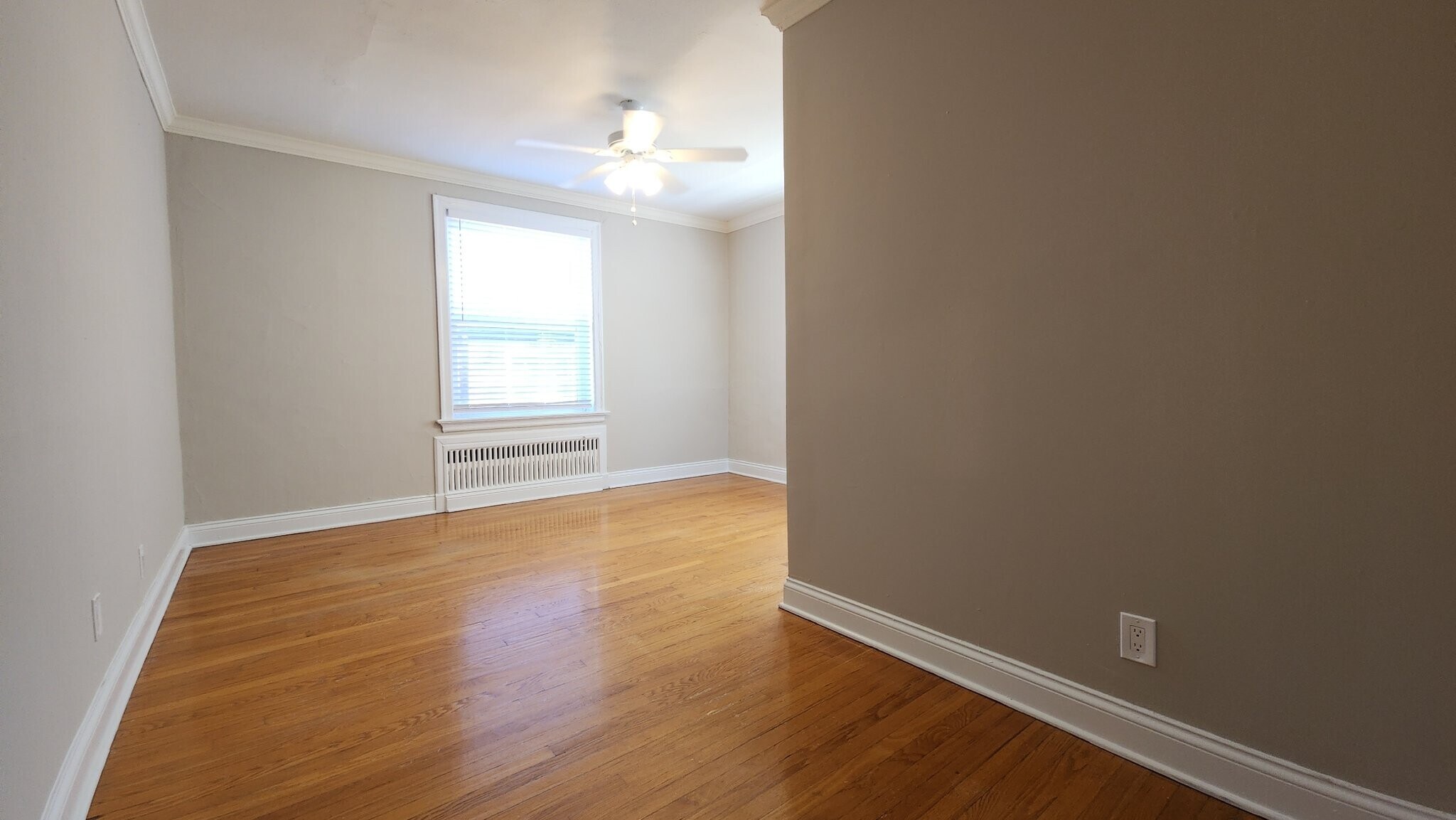 Building Photo - 803 Westwood Dr