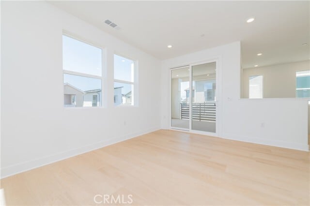 Building Photo - 446 Lobata