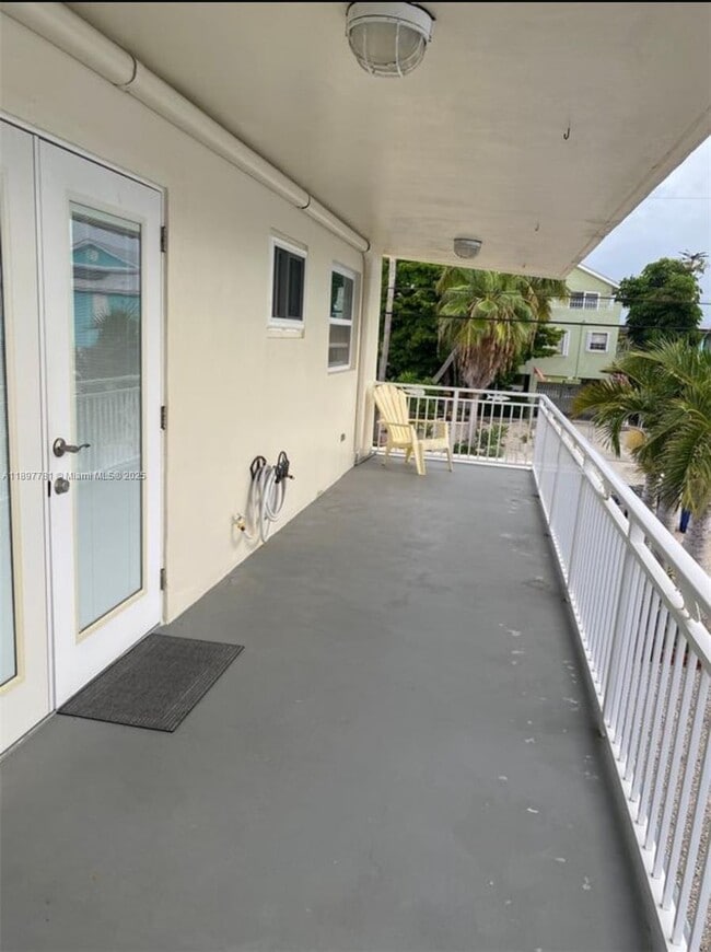 Primary Photo - 67 Coral Dr