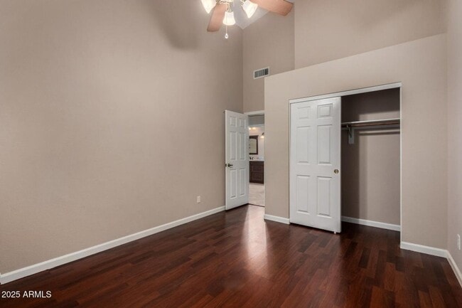 Building Photo - 4 Bedroom 2 Bathroom Scottsdale Ranch Home