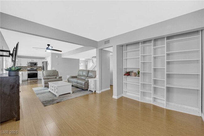 Building Photo - 4186 Sandcastle Dr