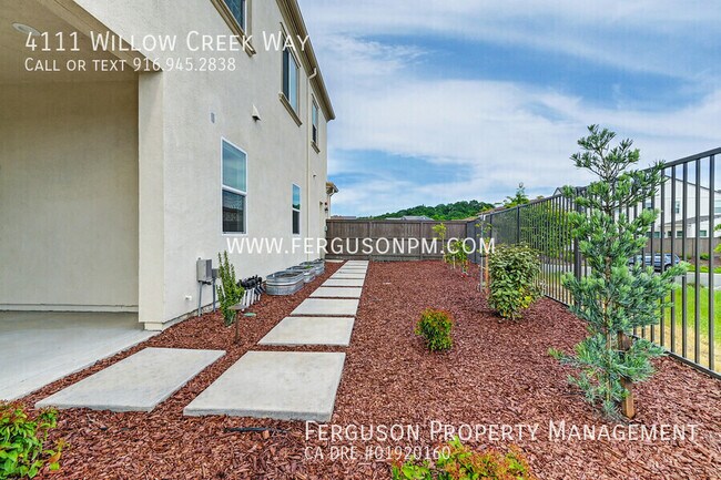 Building Photo - 4111 Willow Crk Wy