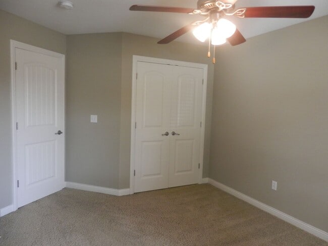 Building Photo - Nice 3 Bed 2 Bath House!