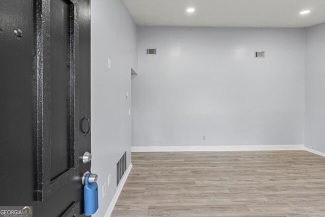 Building Photo - 8877 Burnham Way