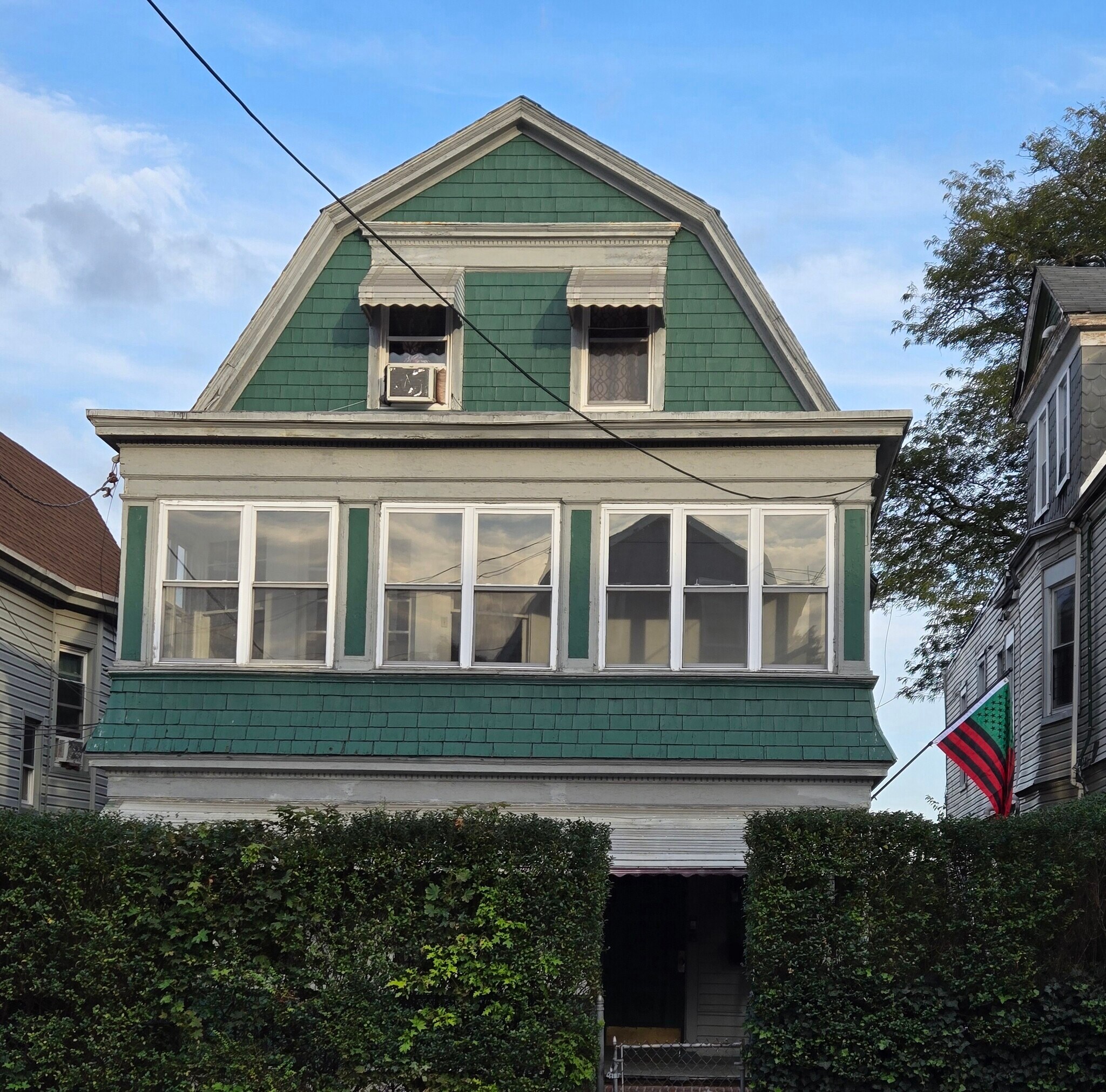 Building Photo - 8 Farley Ave