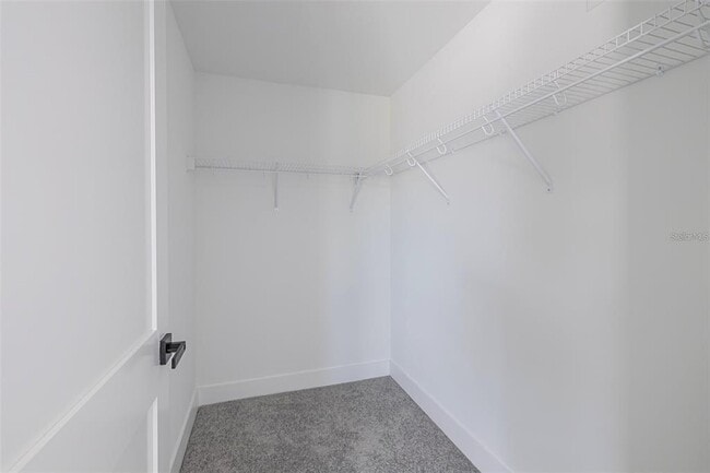 Building Photo - 2057 BARROSO