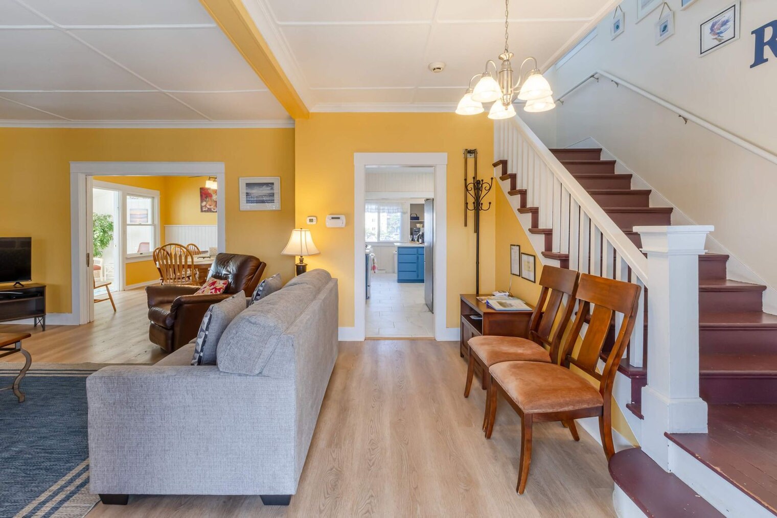 Building Photo - 640 S Columbia St