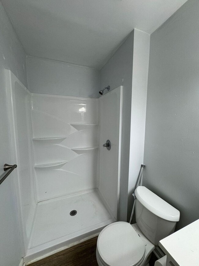 Building Photo - Charming 2-Bed, 2.5-Bath Home in Vibrant Norfolk   " ASK ABOUT OUR ZERO DEPOSIT"