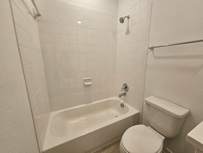 Building Photo - Available now ready for immediate move in  Heartland, TX