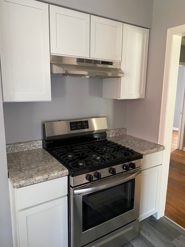 Building Photo - 11448 Columbia