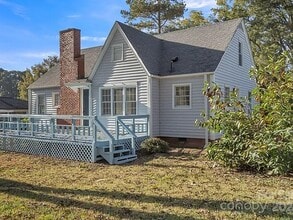 Building Photo - 4315 Gibbon Rd