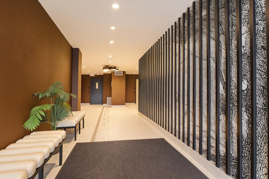 Building Photo - 91 Bruckner Blvd