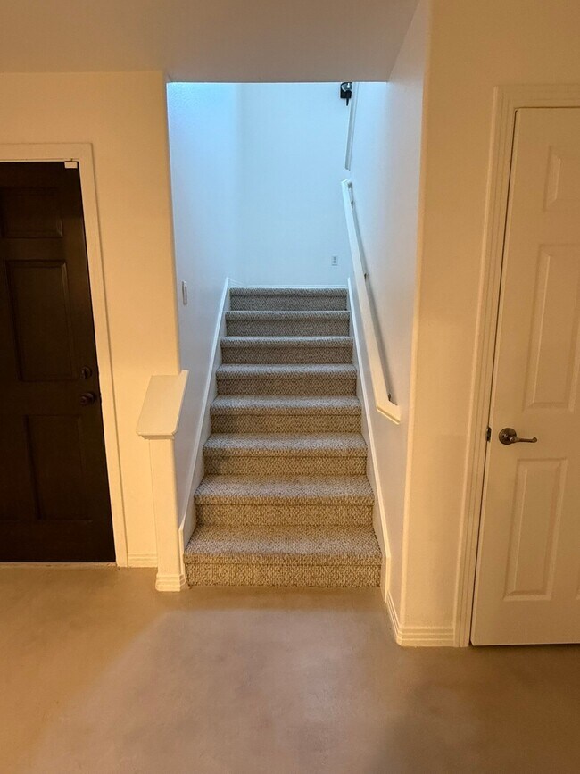 Building Photo - 10630 Morado Cir