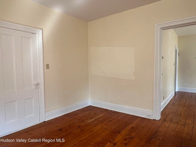 Building Photo - 9 N Franklin St