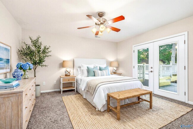 Building Photo - 2008 Burlingame Dr SE