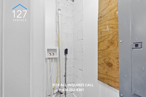 Building Photo - Beautiful Single Family Home!