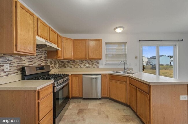 Building Photo - 175 Alton Ave