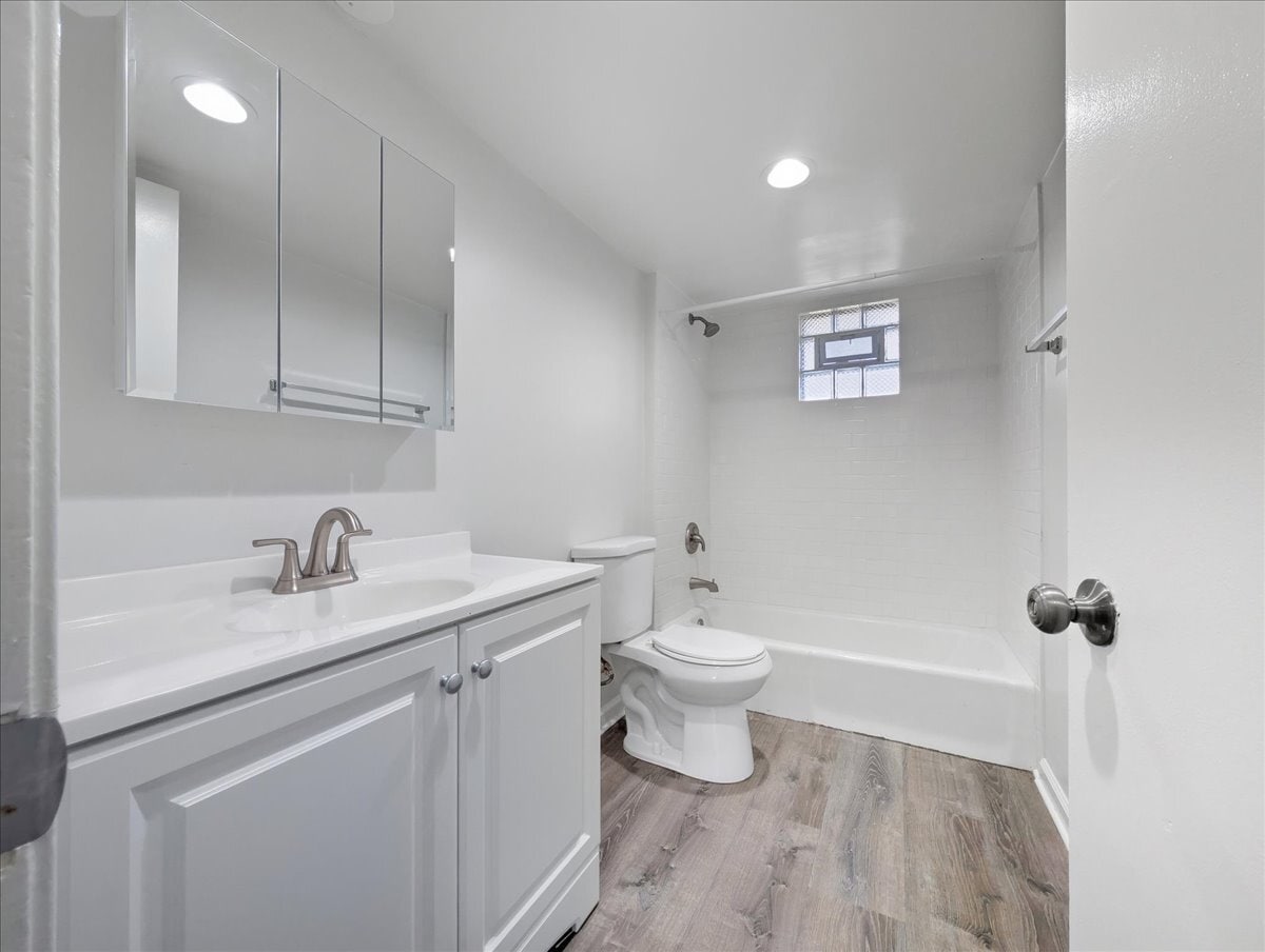 Building Photo - 200 Marlene Ct