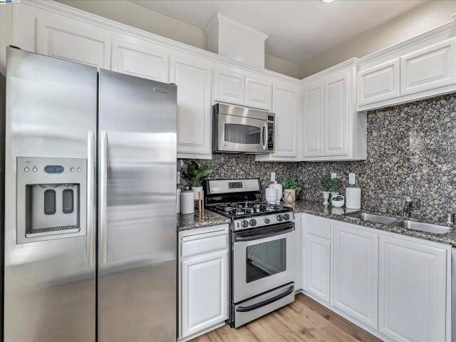 Building Photo - 3275 Dublin Blvd