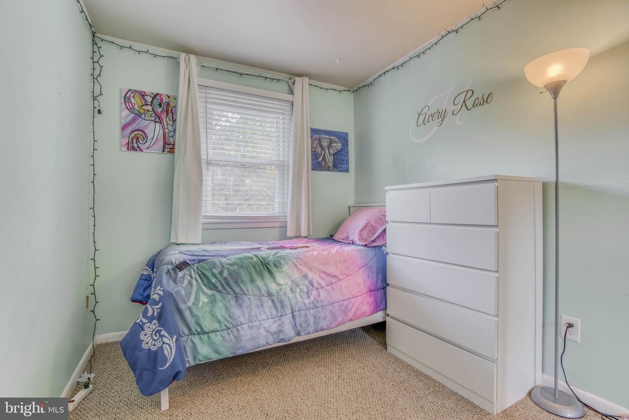 Second Bedroom - 9909 Maidbrook Rd