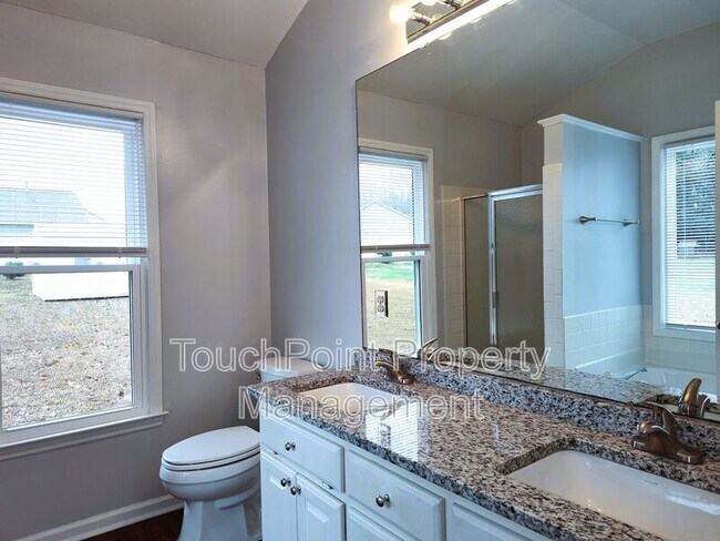 Building Photo - 1901 Timber Ln Dr