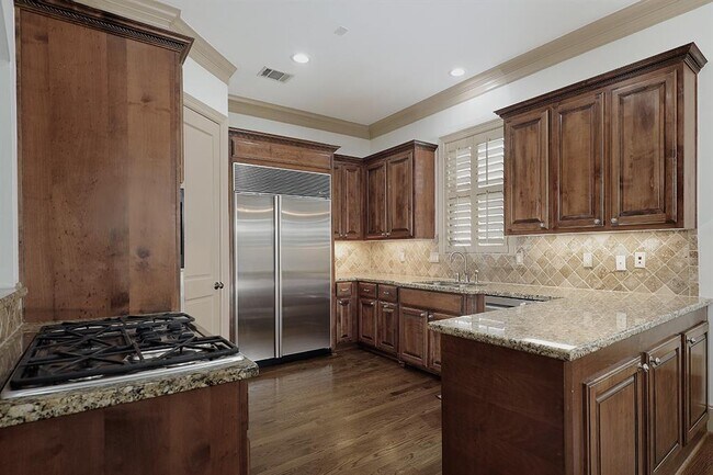 Building Photo - 28 Waterway Ct